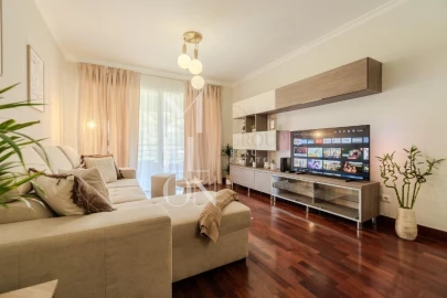 Apartamento T1 para Venda em Caniço