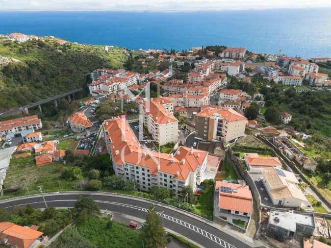 Apartamento T1 para Venda em Caniço Foto 54