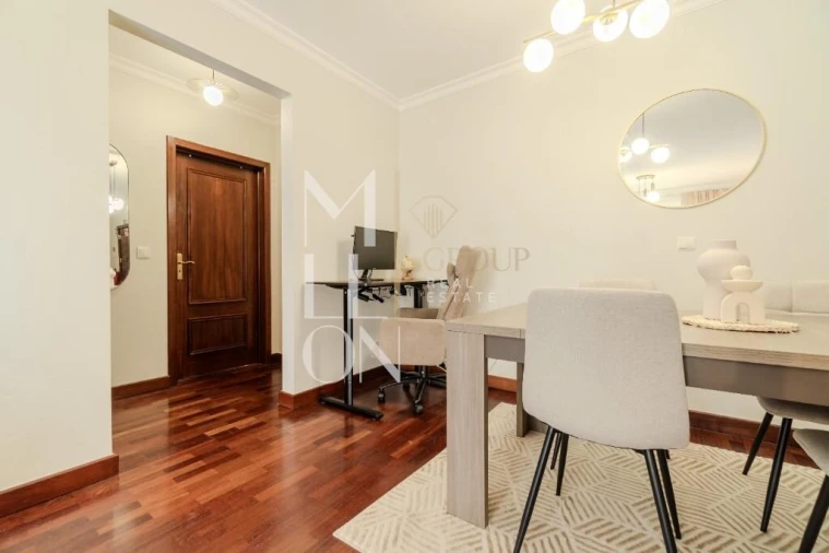 Apartamento T1 para Venda em Caniço Foto 21