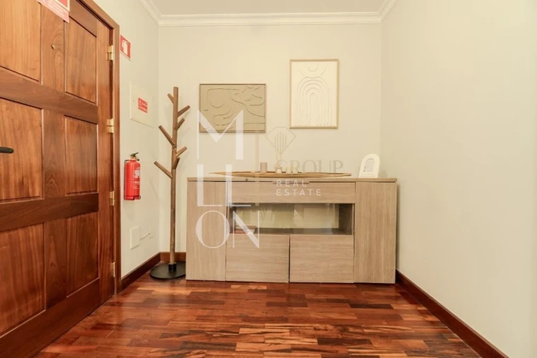Apartamento T1 para Venda em Caniço Foto 20