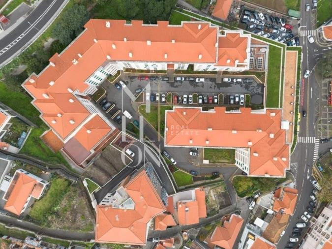 Apartamento T1 para Venda em Caniço Foto 50
