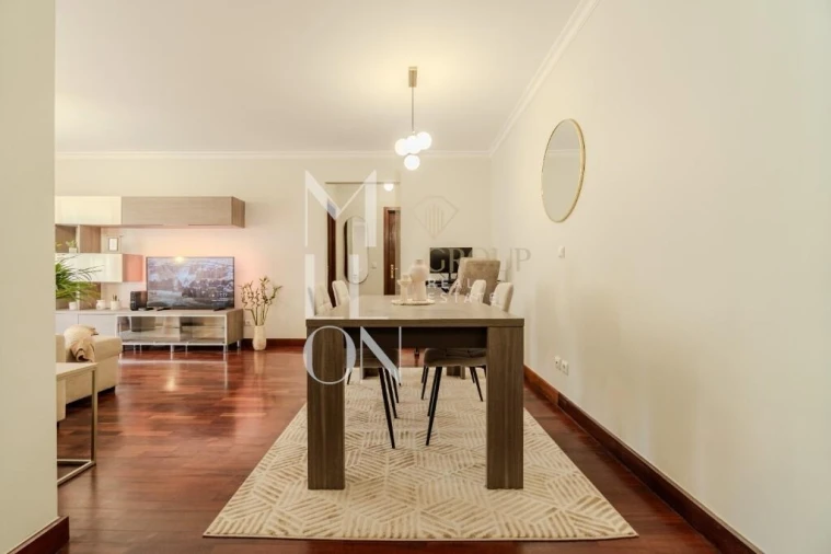 Apartamento T1 para Venda em Caniço Foto 19