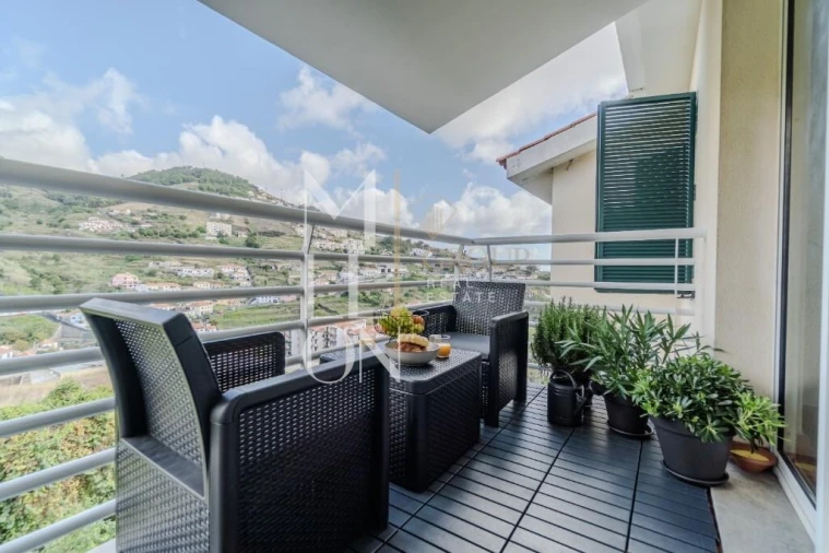 Apartamento T1 para Venda em Caniço Foto 38