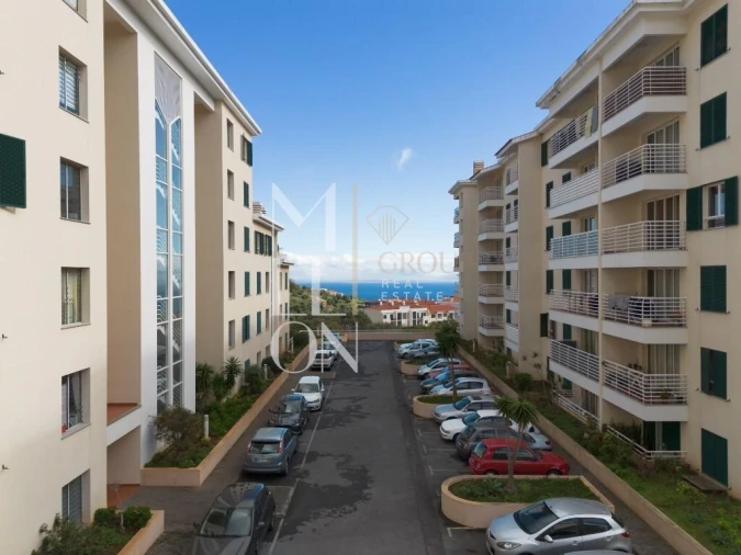 Apartamento T1 para Venda em Caniço Foto 48
