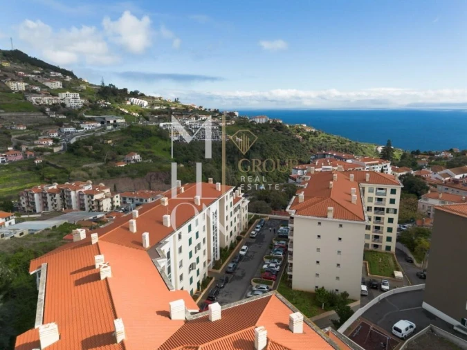 Apartamento T1 para Venda em Caniço Foto 57