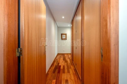 Apartamento T4 para Venda em Ermesinde