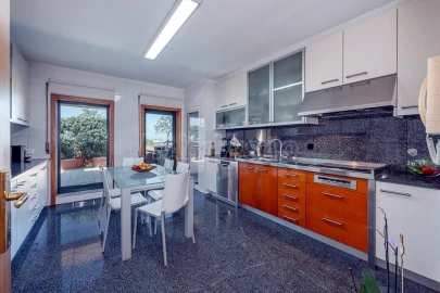 Apartamento T4 para Venda em Ermesinde