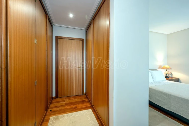 Apartamento T4 para Venda em Ermesinde Foto 8