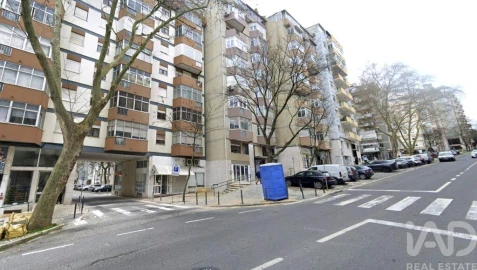 Apartamento T3 para Venda em São Domingos de Benfica
