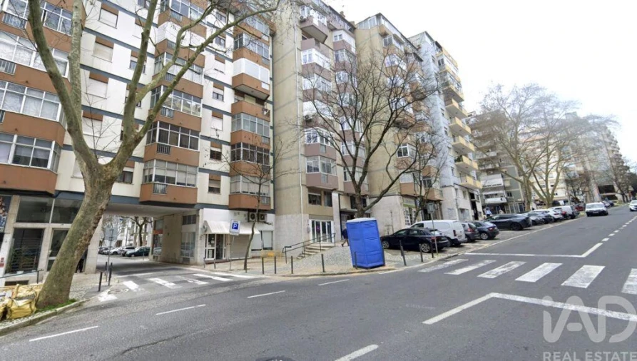 Apartamento T3 para Venda em São Domingos de Benfica Foto 18
