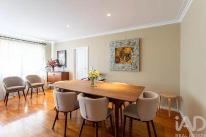 Apartamento T3 para Venda em Ramalde