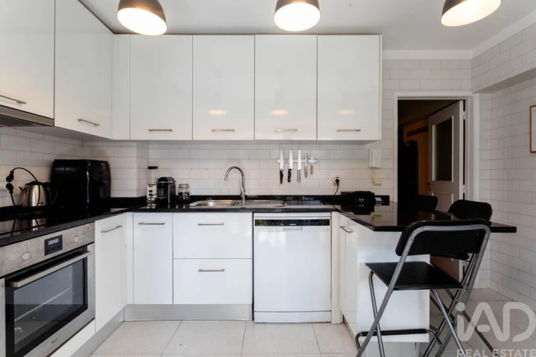 Apartamento T3 para Venda em Ramalde Foto 9