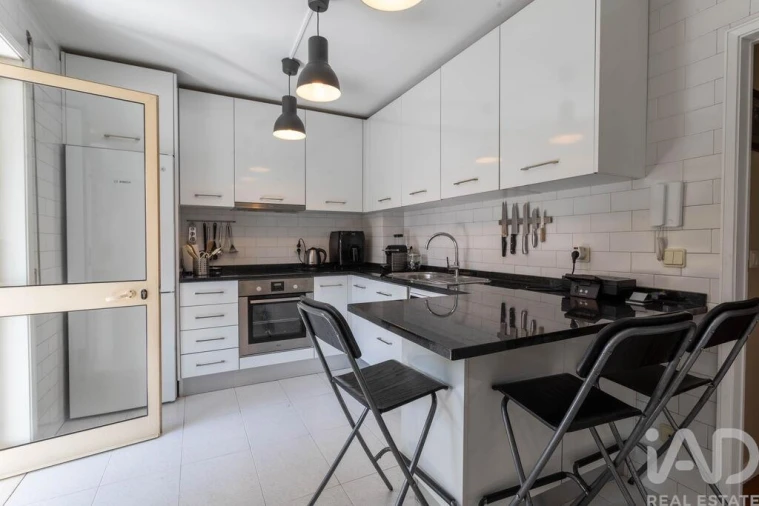 Apartamento T3 para Venda em Ramalde Foto 10