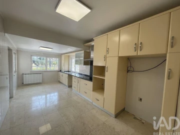 Moradia T4 para Venda em Fatima