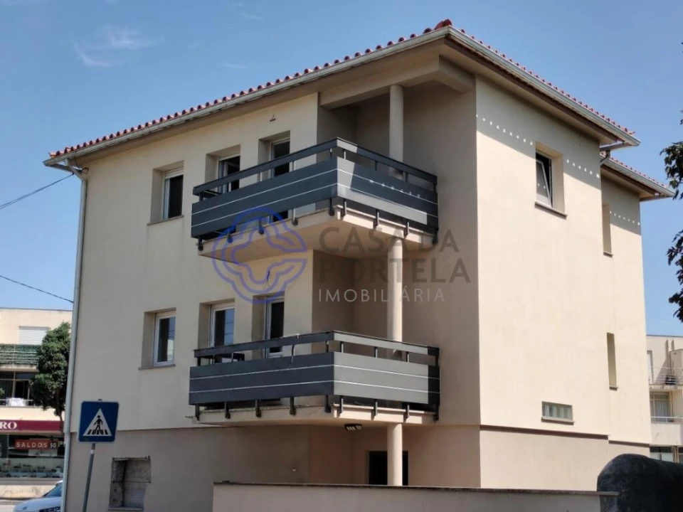 Moradia T5 para Venda em Apúlia e Fão Foto 1