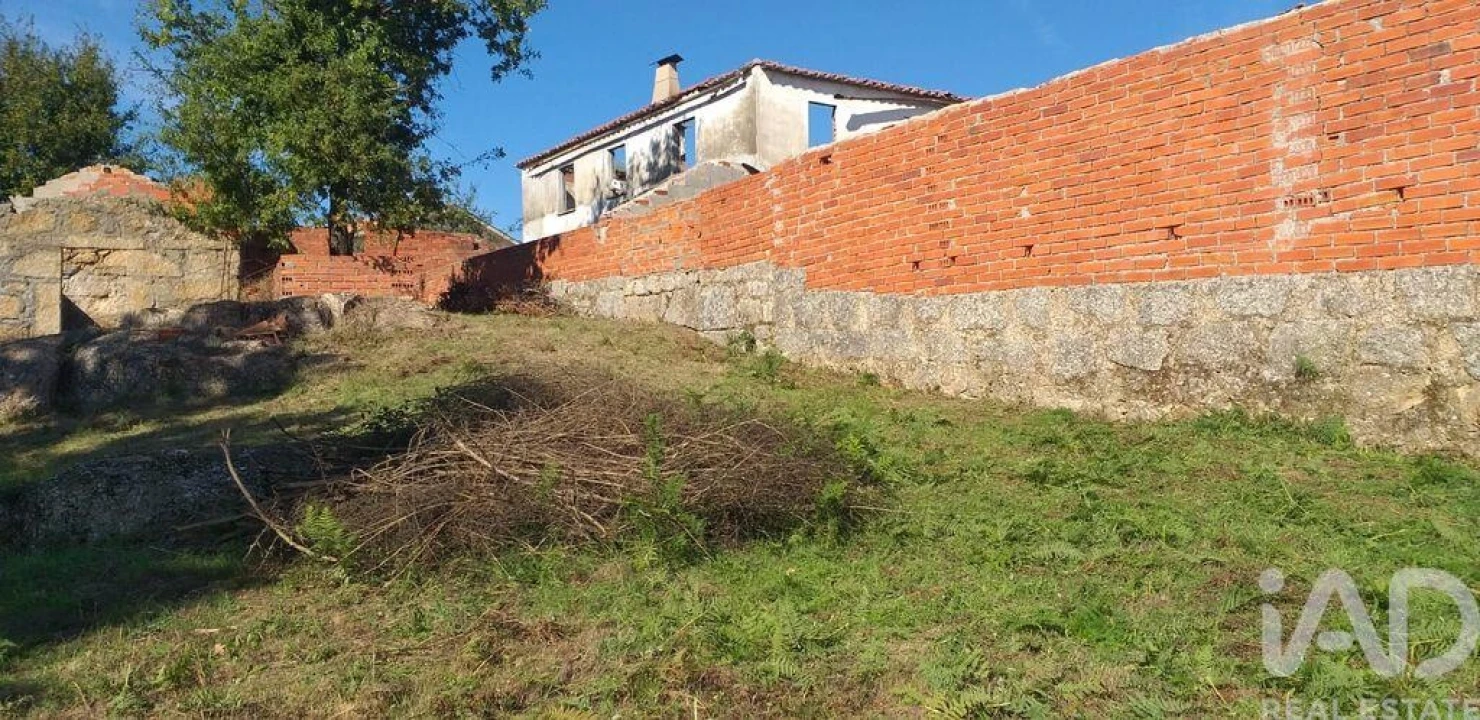 Moradia T3 para Venda em Santa Comba Dão e Couto do Mosteiro Foto 20