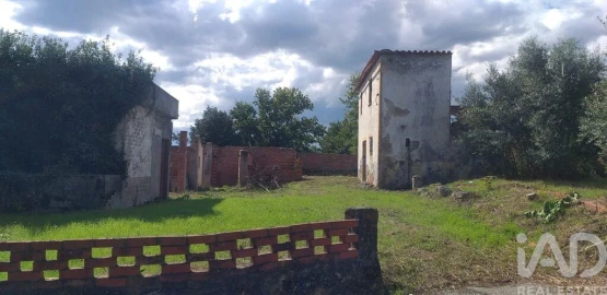Moradia T3 para Venda em Santa Comba Dão e Couto do Mosteiro