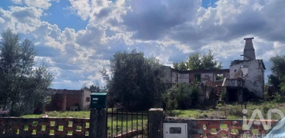 Moradia T3 para Venda em Santa Comba Dão e Couto do Mosteiro