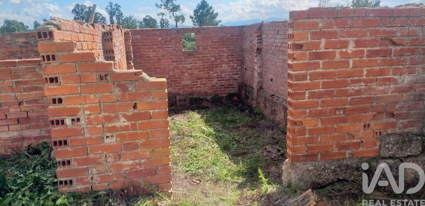 Moradia T3 para Venda em Santa Comba Dão e Couto do Mosteiro Foto 5