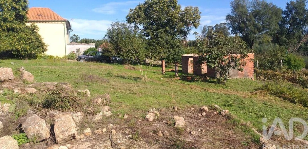 Moradia T3 para Venda em Santa Comba Dão e Couto do Mosteiro Foto 23