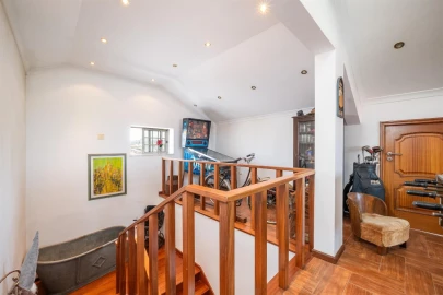 Moradia T4 para Venda em São Martinho de Árvore e Lamarosa