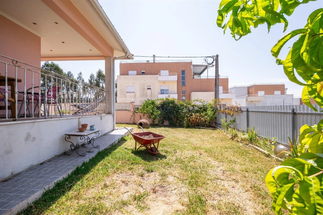 Moradia T4 para Venda em São Martinho de Árvore e Lamarosa Foto 25