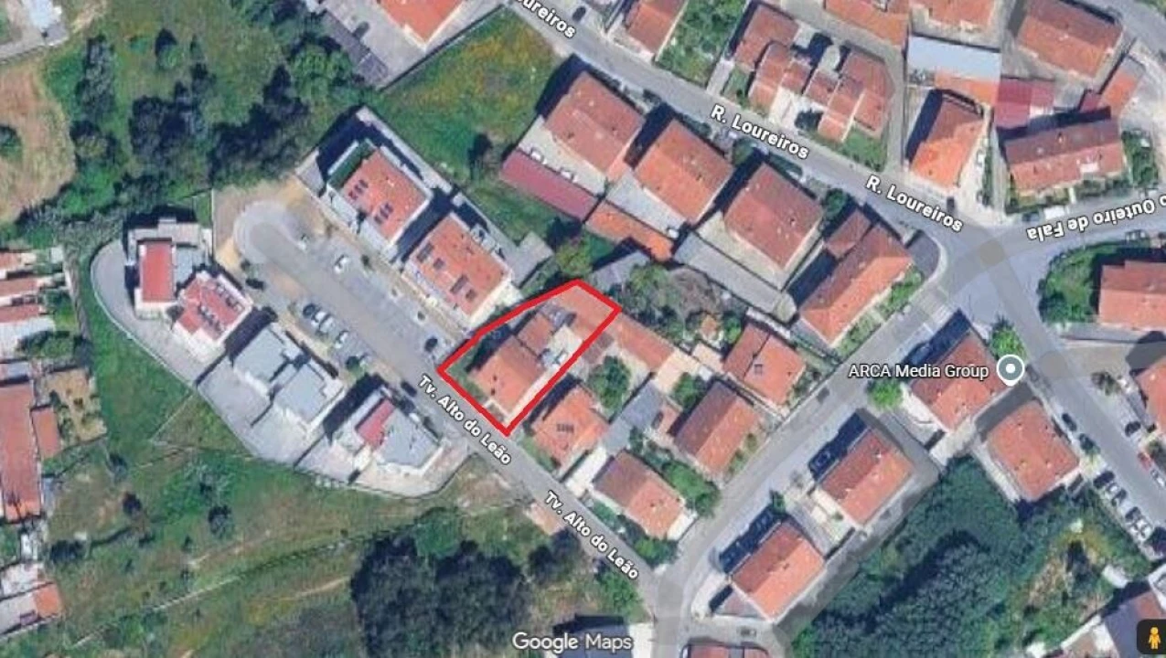Moradia T4 para Venda em São Martinho de Árvore e Lamarosa Foto 2