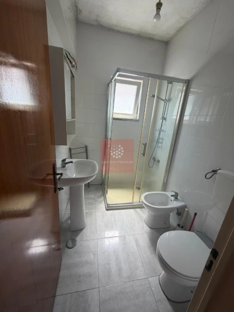 Apartamento T2 para Venda em Alfragide