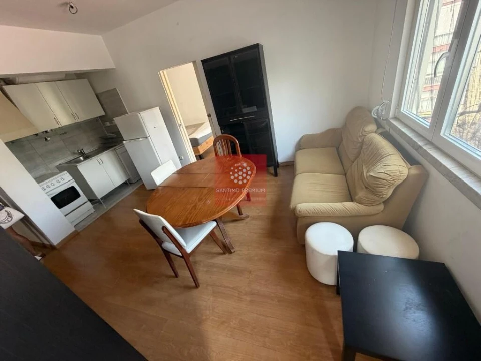 Apartamento T2 para Venda em Alfragide Foto 1