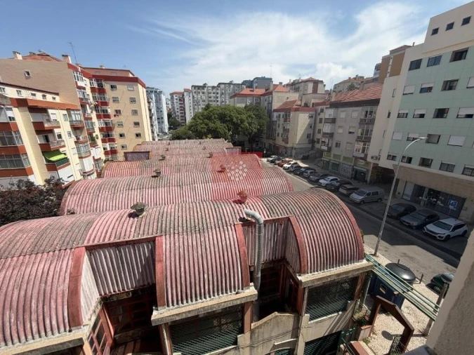 Apartamento T2 para Venda em Alfragide Foto 11