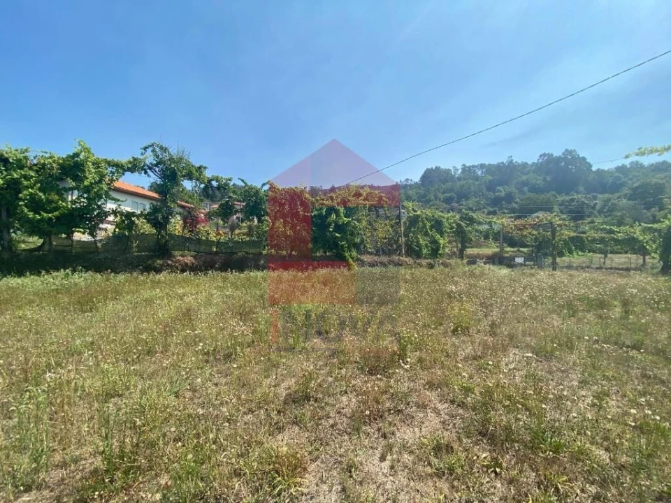Terreno para Venda em Sande, Vilarinho, Barros e Gomide Foto 6