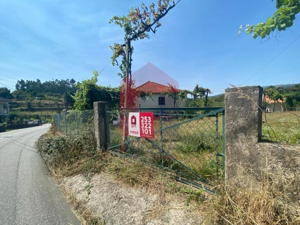 Terreno para Venda em Sande, Vilarinho, Barros e Gomide Foto 2