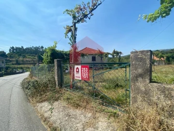 Terreno para Venda em Sande, Vilarinho, Barros e Gomide