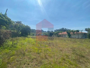 Terreno para Venda em Sande, Vilarinho, Barros e Gomide