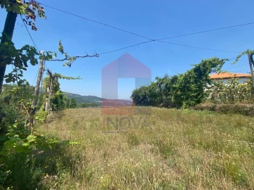 Terreno para Venda em Sande, Vilarinho, Barros e Gomide