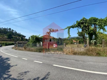 Terreno para Venda em Sande, Vilarinho, Barros e Gomide