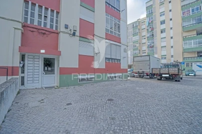 Apartamento T1 para Venda em Alfragide