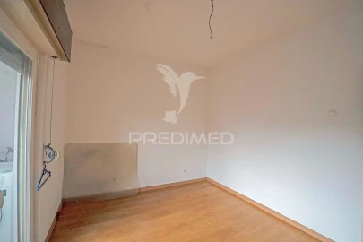 Apartamento T1 para Venda em Alfragide