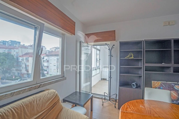 Apartamento T1 para Venda em Alfragide Foto 13