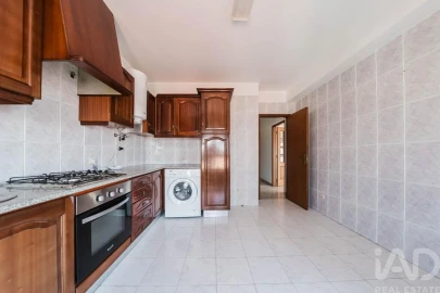 Apartamento T3 para Venda em Nossa Senhora do Pópulo, Coto e São Gregório
