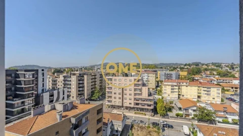 Apartamento T3 para Venda em Vila Nova de Famalicão e Calendário