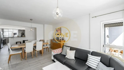 Apartamento T3 para Venda em Vila Nova de Famalicão e Calendário