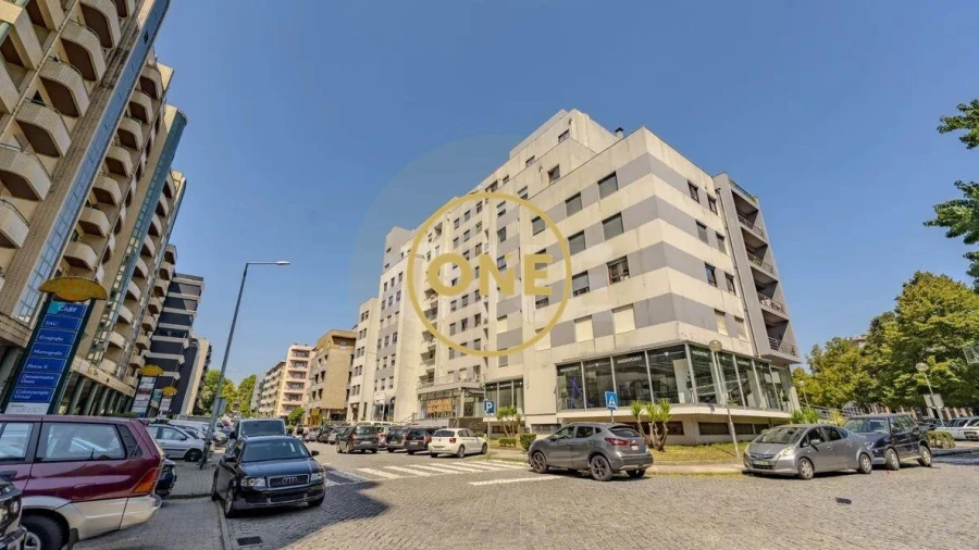 Apartamento T3 para Venda em Vila Nova de Famalicão e Calendário
