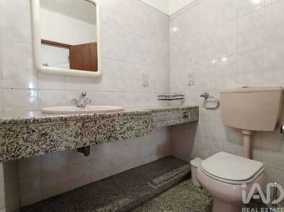 Apartamento T2 para Venda em Portimão Foto 19