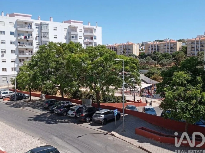Apartamento T2 para Venda em Portimão Foto 23