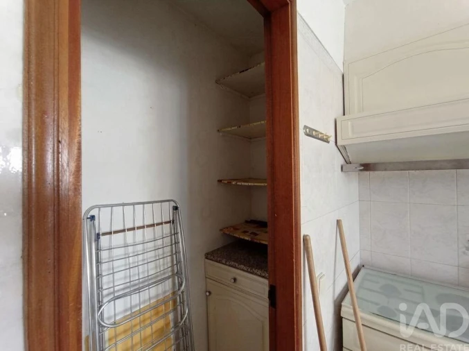 Apartamento T2 para Venda em Portimão Foto 7