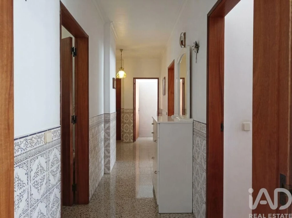Apartamento T2 para Venda em Portimão Foto 9