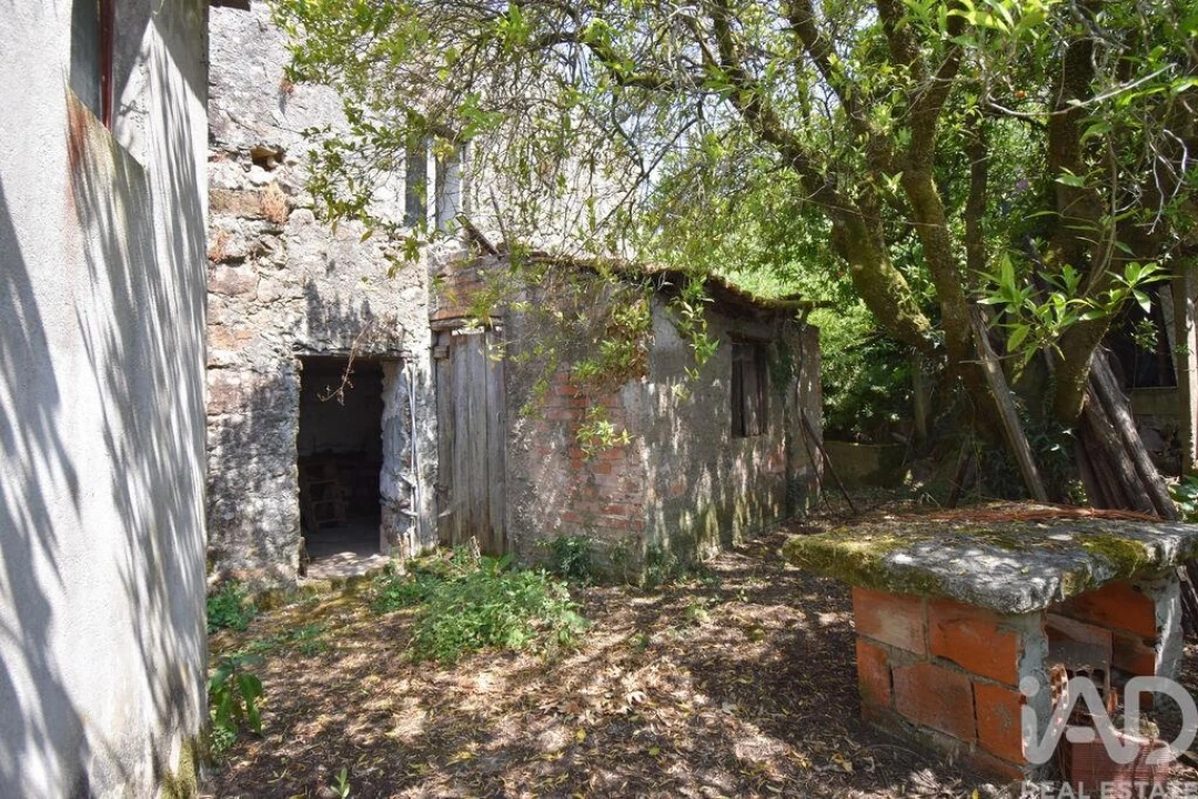 Moradia T3 para Venda em Vila Nova Foto 22
