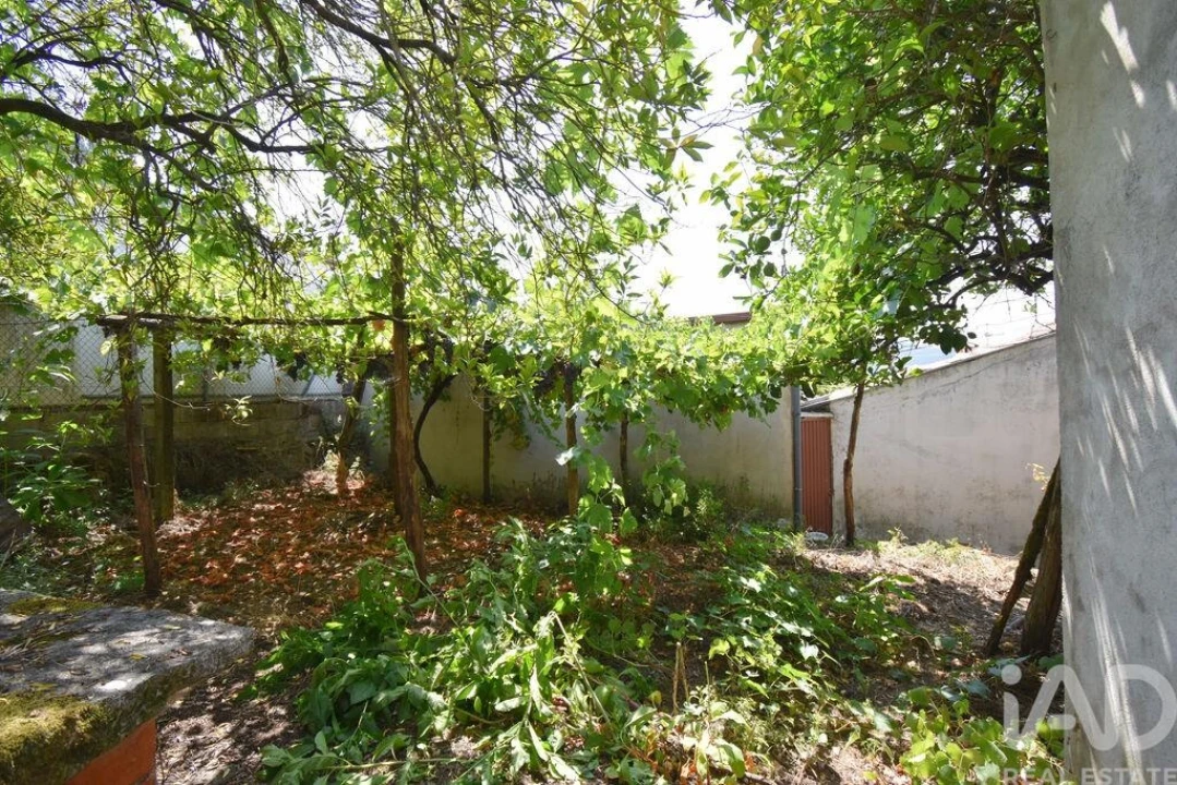 Moradia T3 para Venda em Vila Nova Foto 20