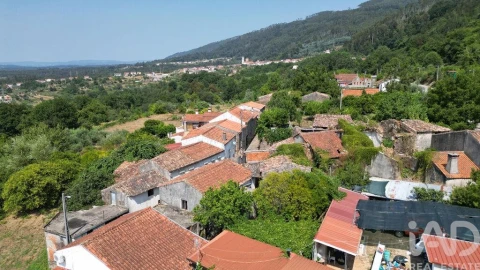 Moradia T3 para Venda em Vila Nova